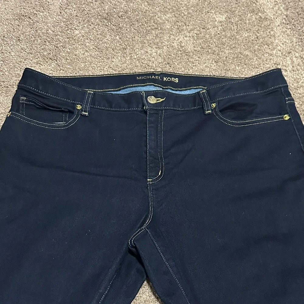 Michael Kors 27 18 inseam